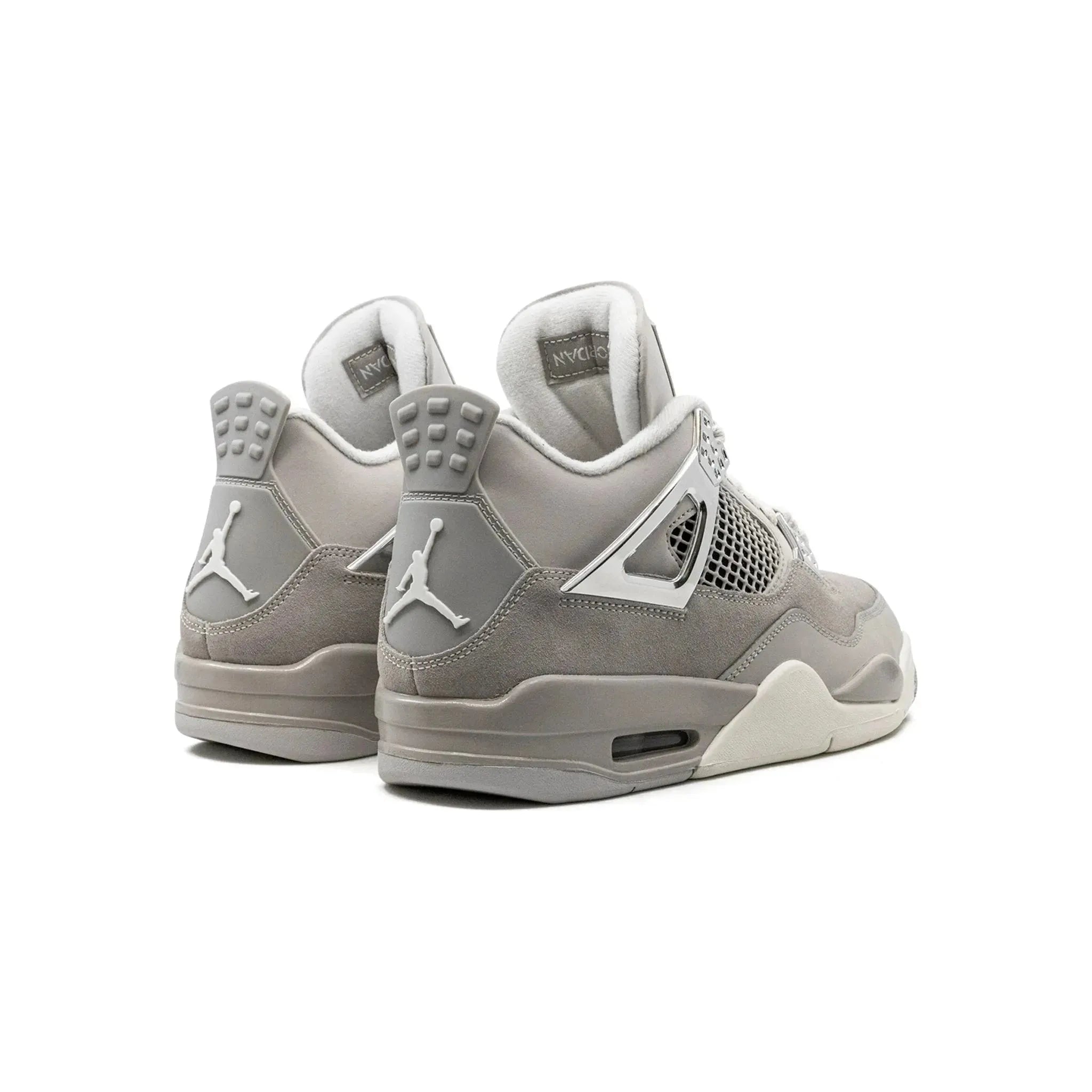 Air Jordan 4 WMNS “Frozen Moments”