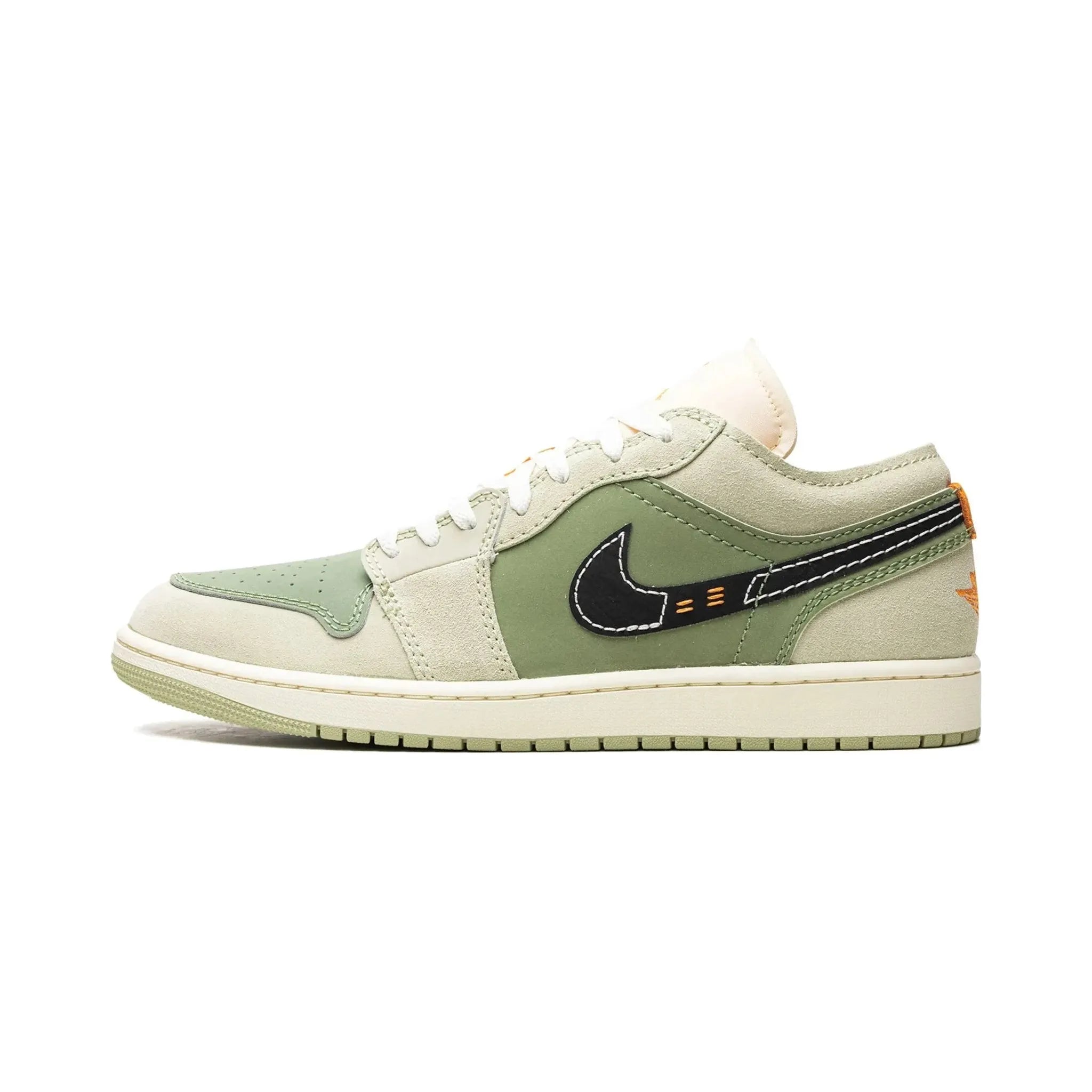 Jordan 1 Low SE Craft
Light Olive