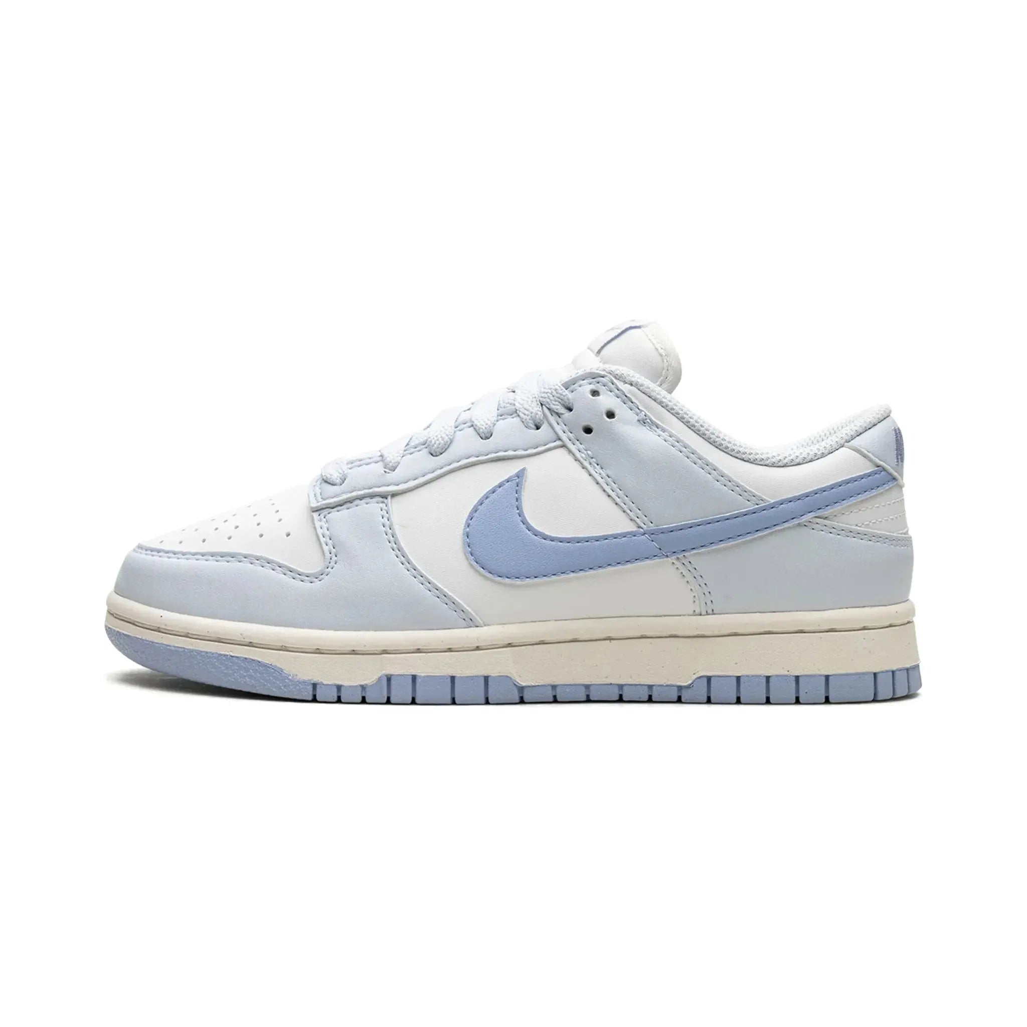 Nike DUNK LOW NEXT NATURE WMNS
"Blue Tint"