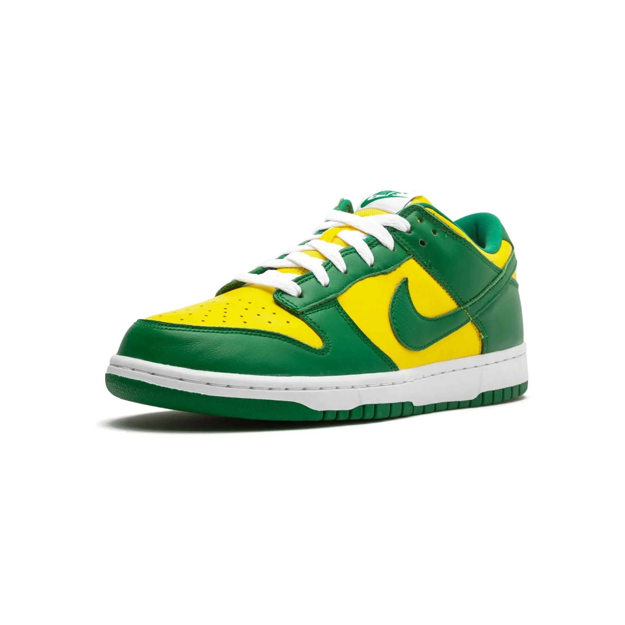 Nike DUNK LOW RETRO
"Brazil"