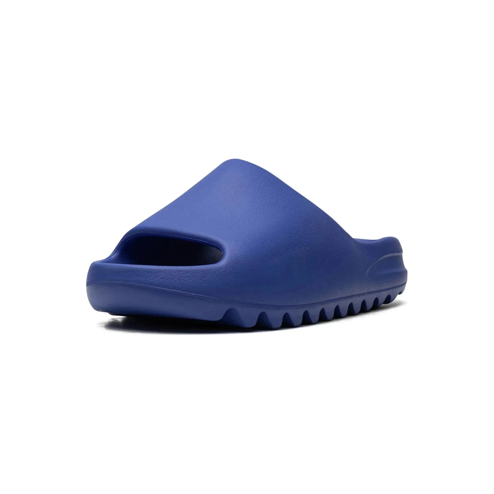 Yeezy Slide “Azure”