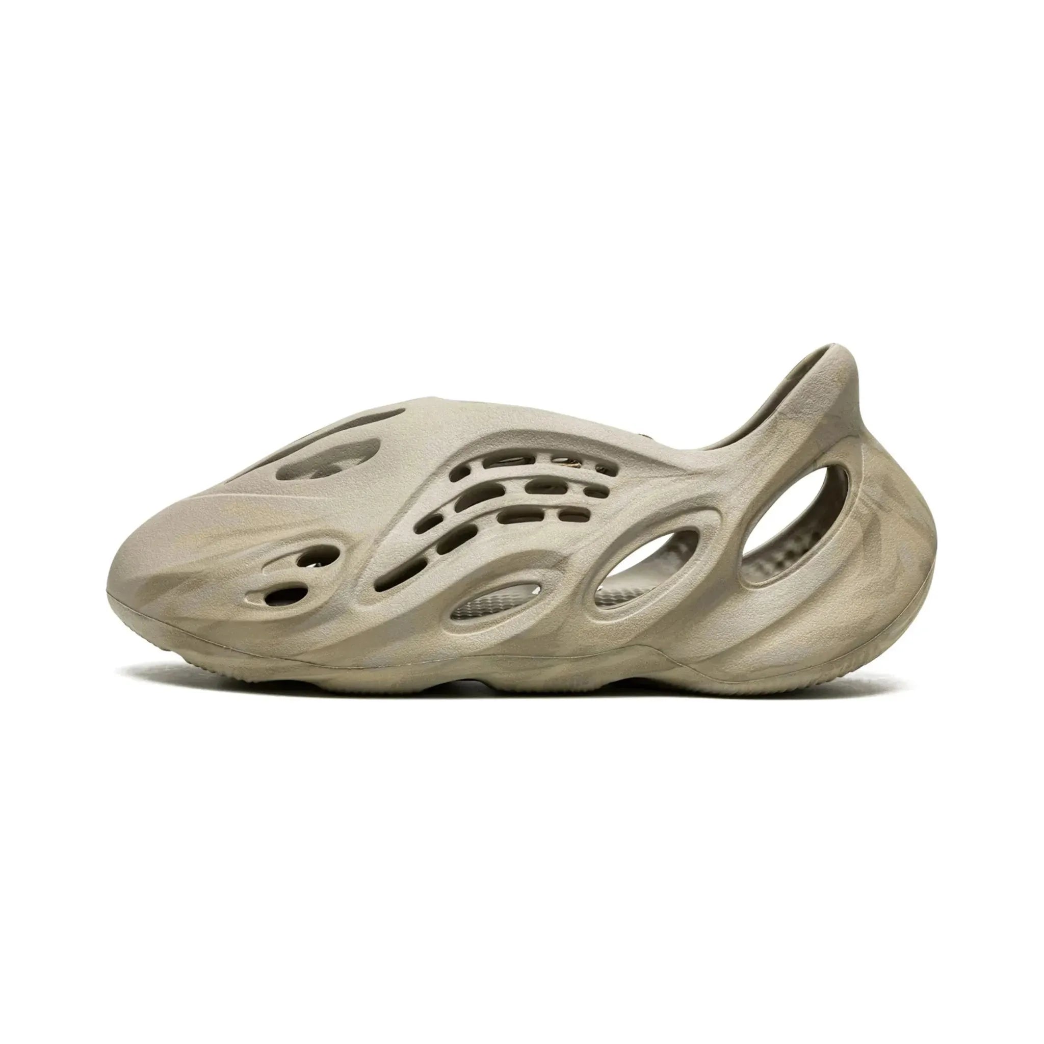 YEEZY Foam RNNR “Stone Sage”