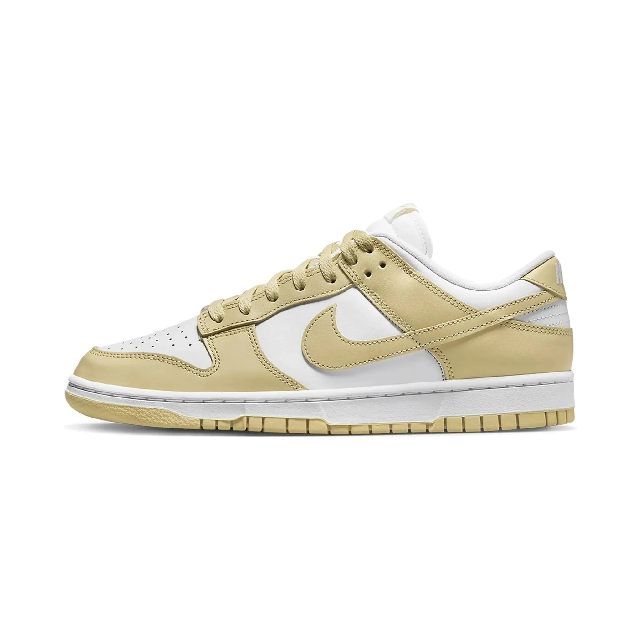 Nike Dunk low “Team Gold”