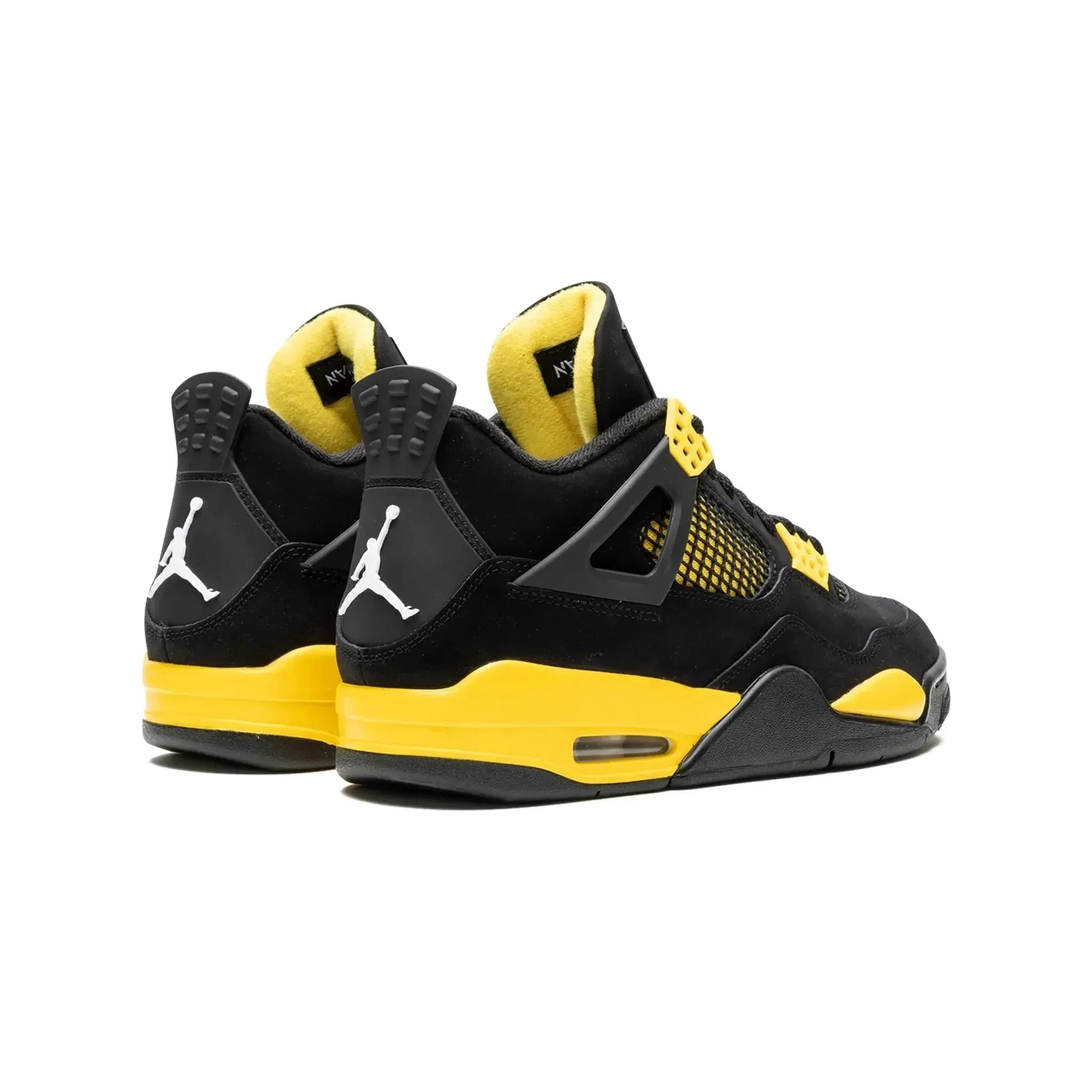 Air Jordan 4 “thunder”