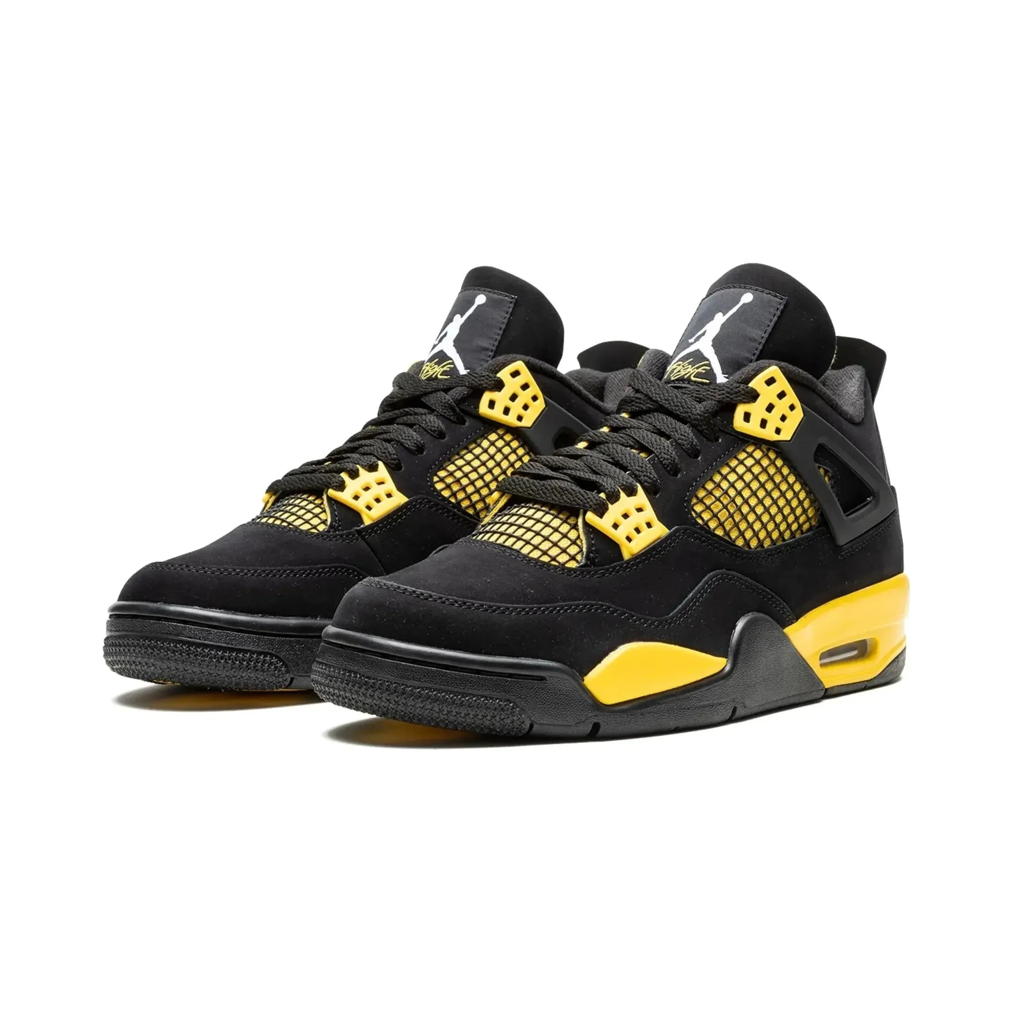 Air Jordan 4 “thunder”