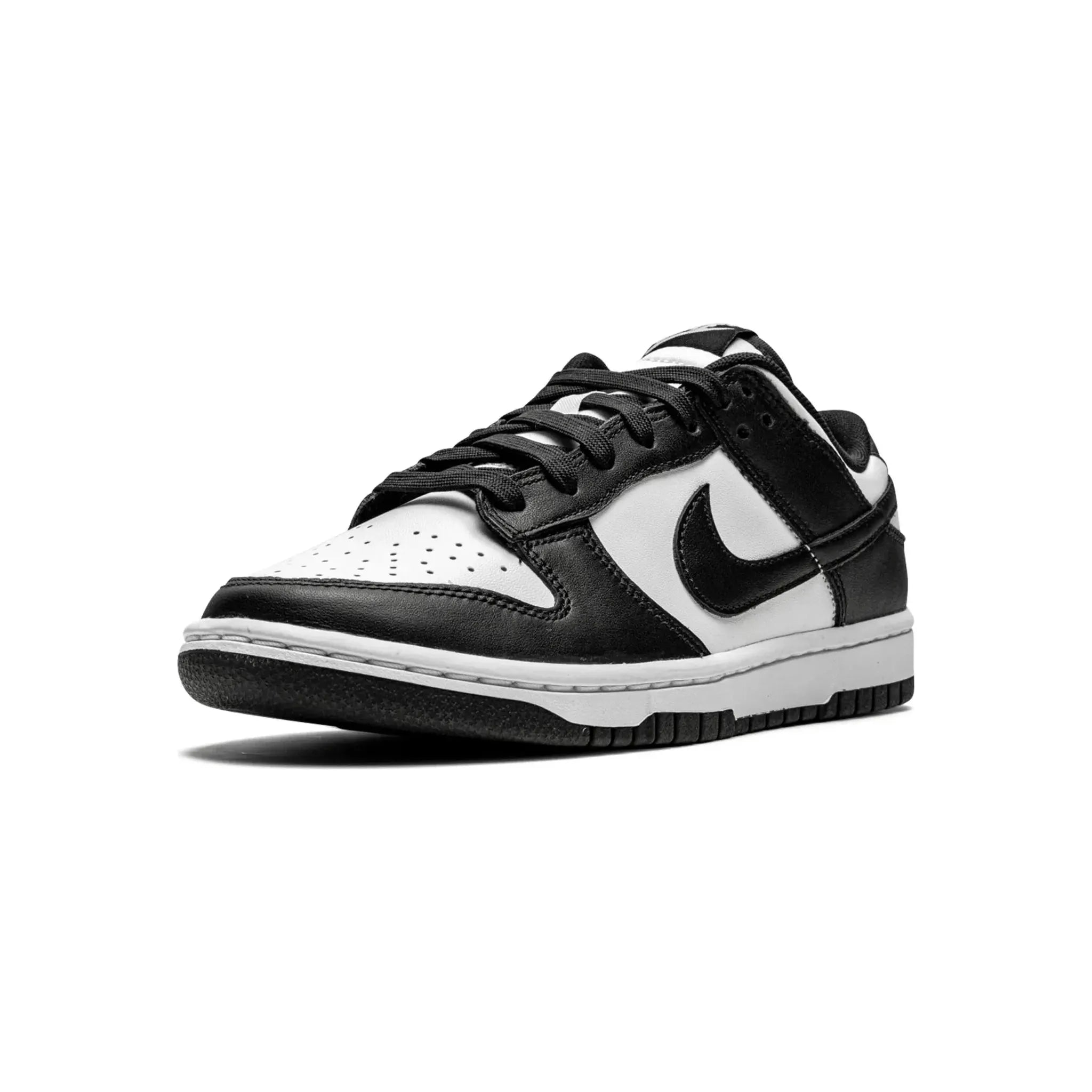 Nike Dunk Low "Black White" (W)