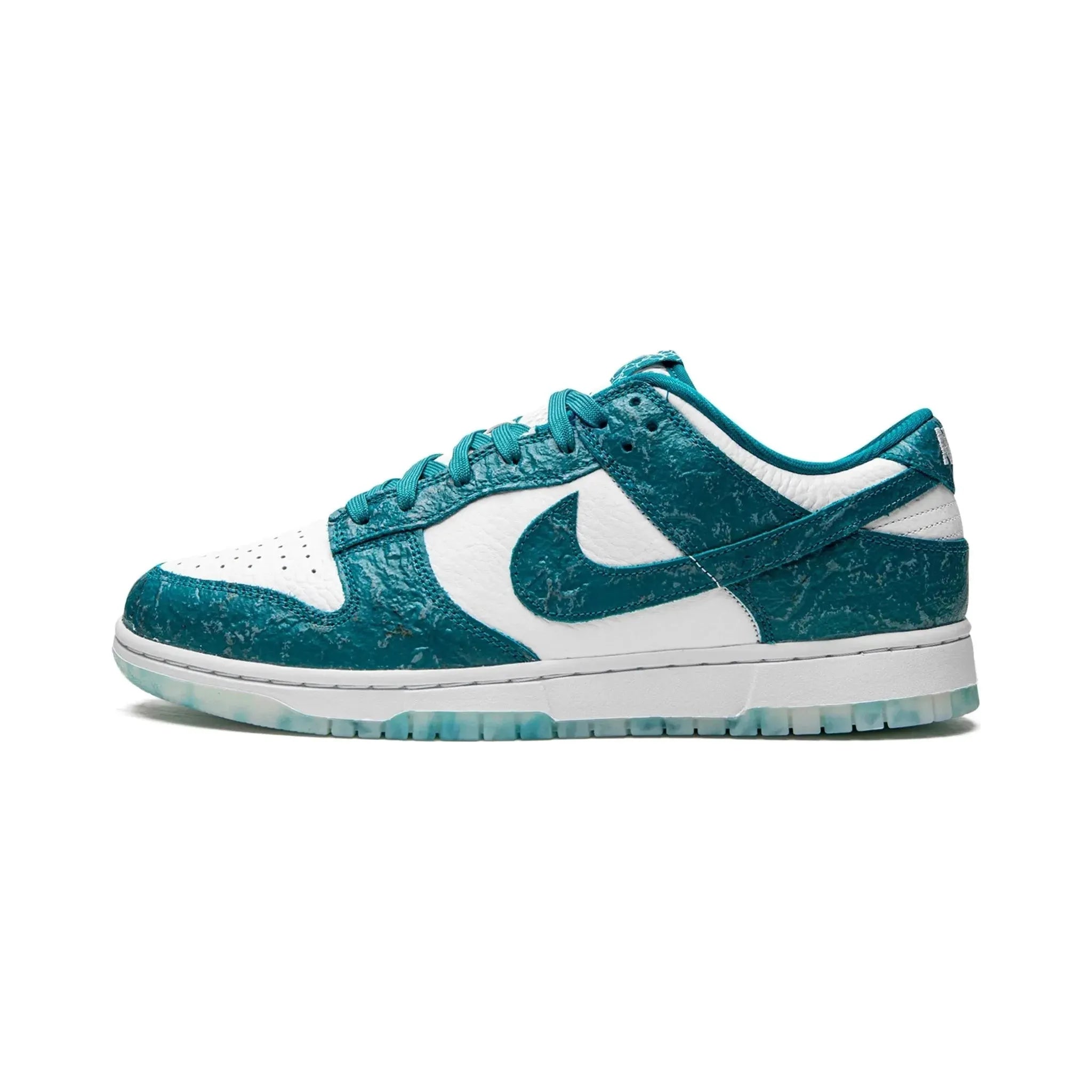 Nike Dunk Low "Ocean" (W)