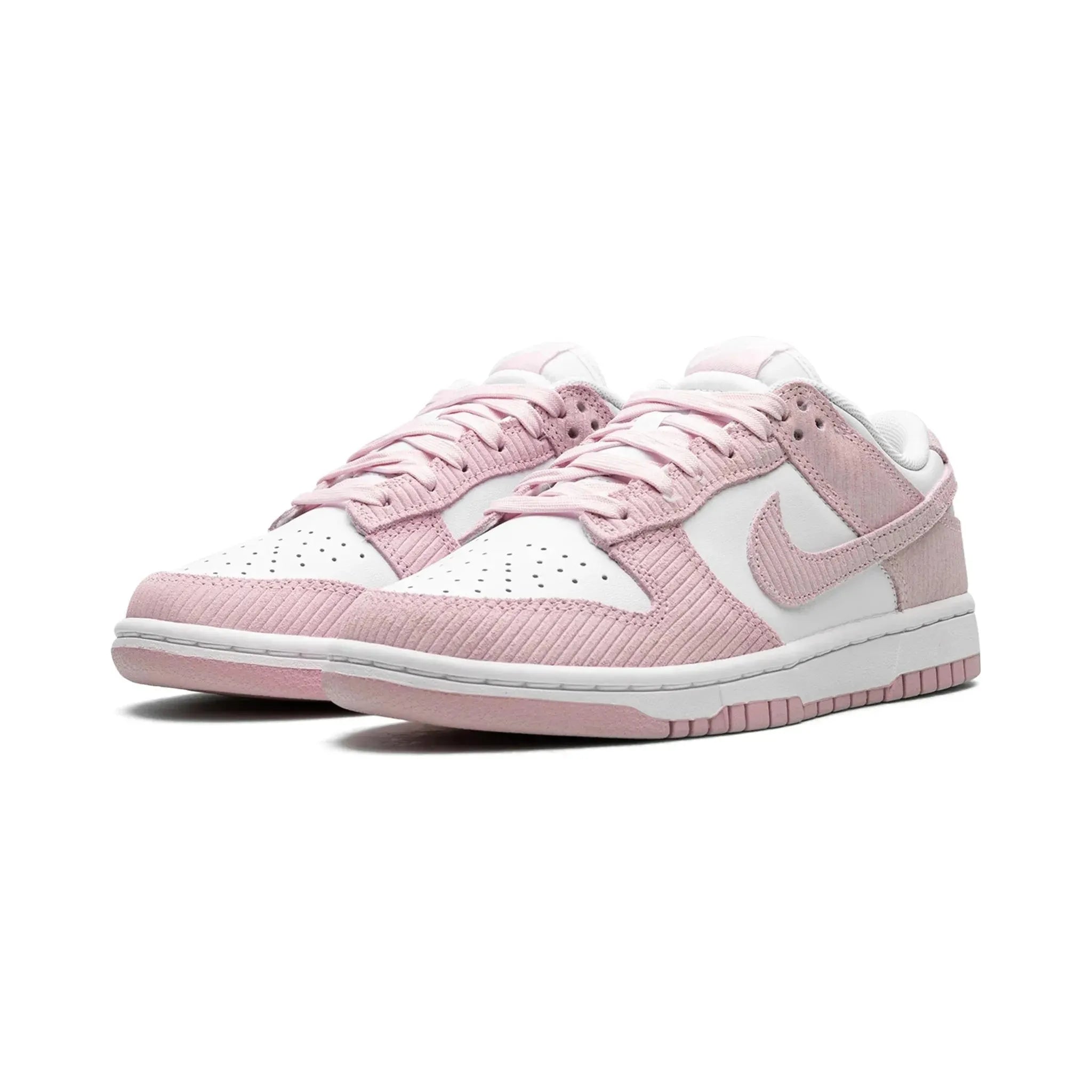 NIKE DUNK LOW WMNS "Corduroy"