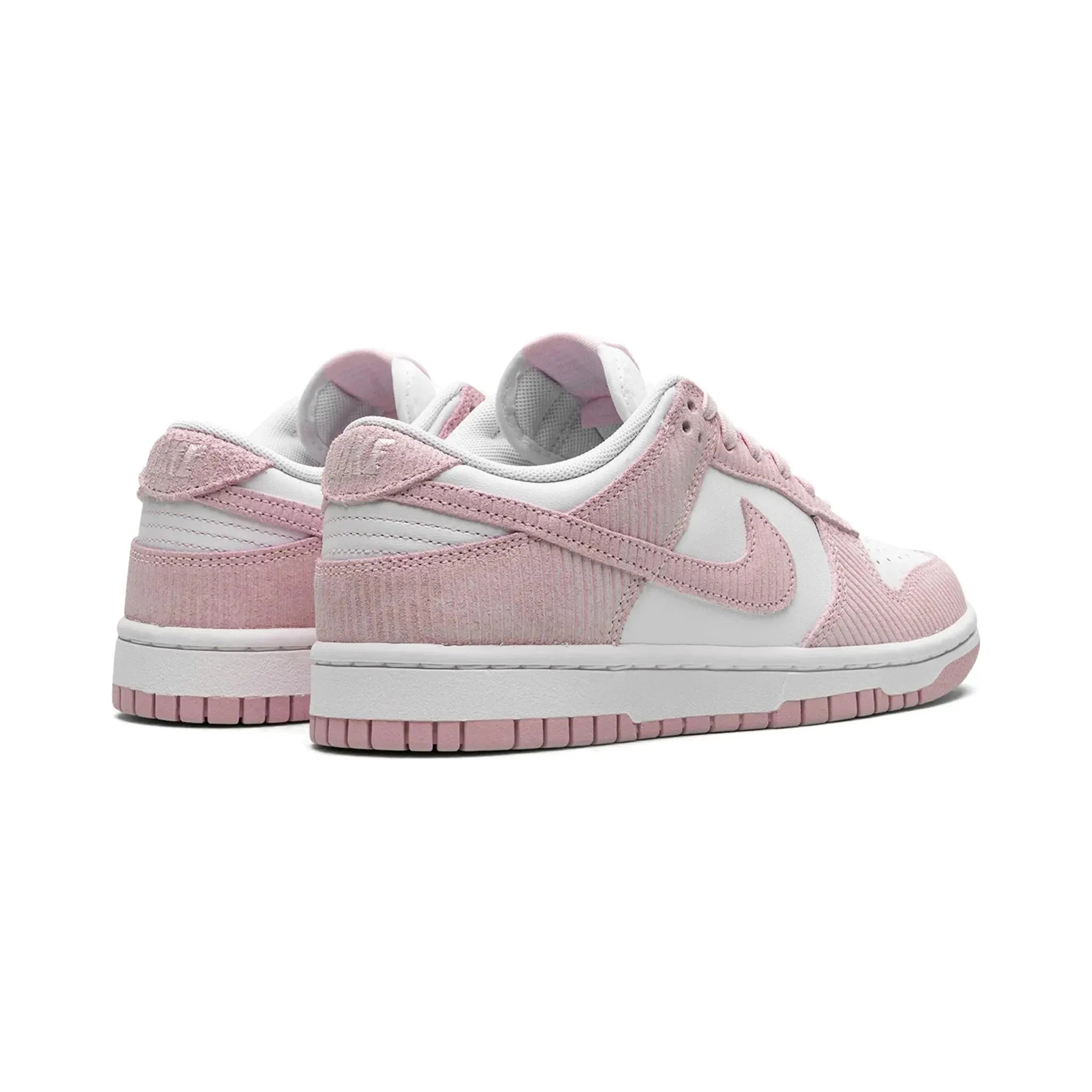 NIKE DUNK LOW WMNS "Corduroy"