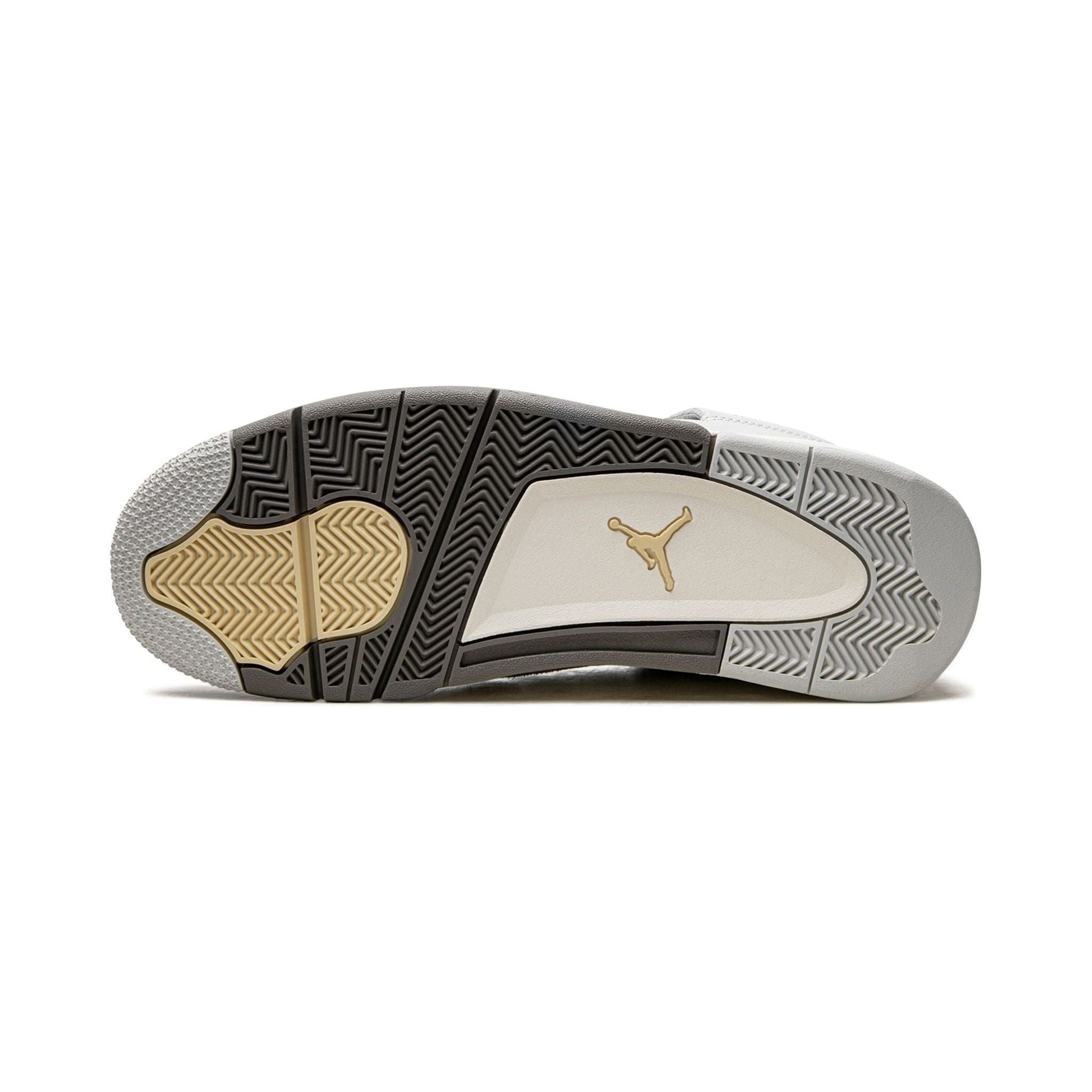 Jordan 4 “Craft Photon Dust”