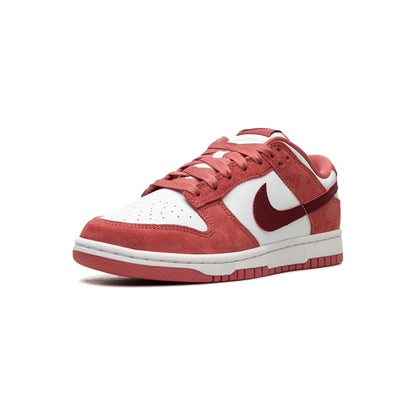 Nike DUNK LOW WMNS "Valentine's Day"