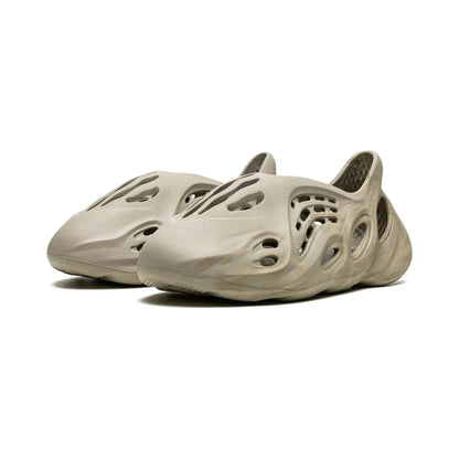 YEEZY Foam RNNR “Stone Sage”
