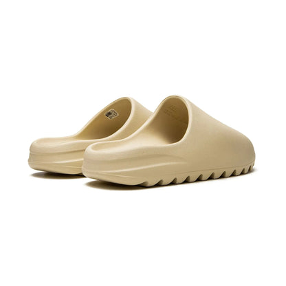 Yeezy Slide “Bone Restock" (2022)