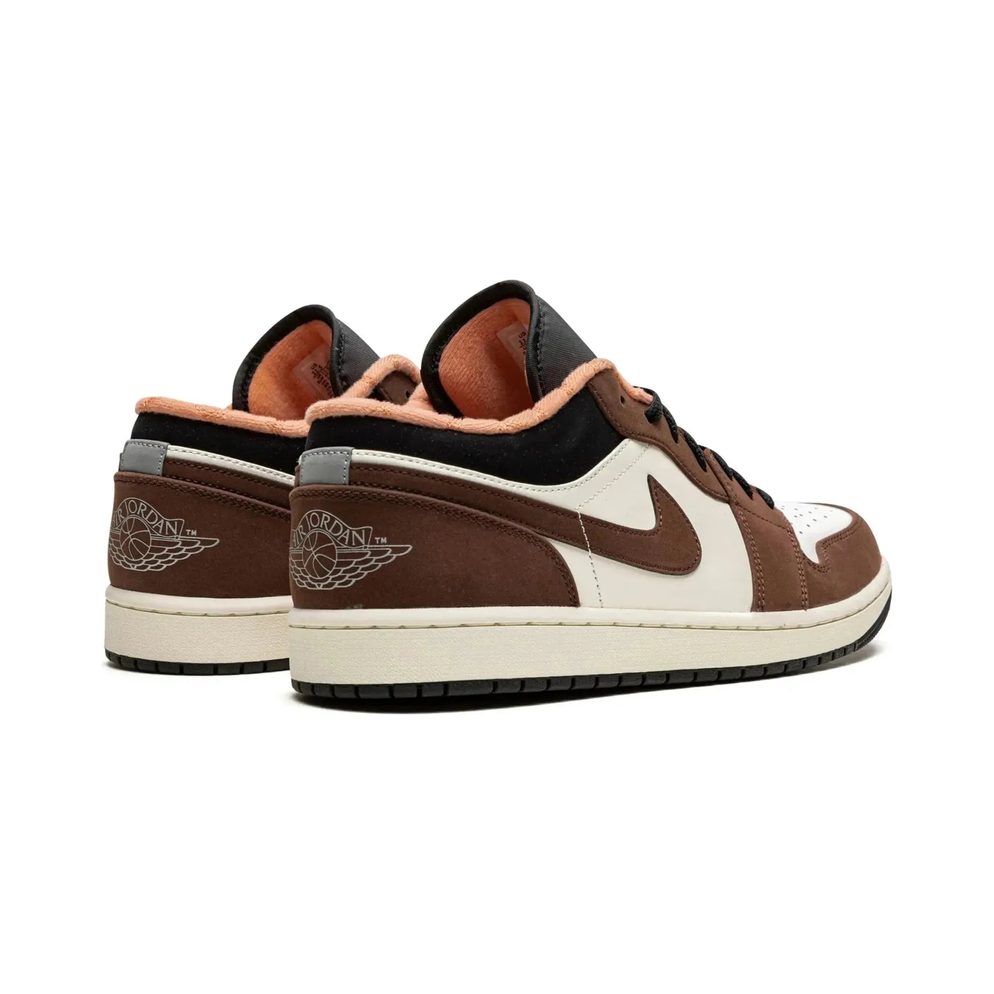 Jordan 1 Low “Mocha”