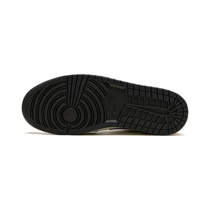 Jordan 1 Low “Mocha”
