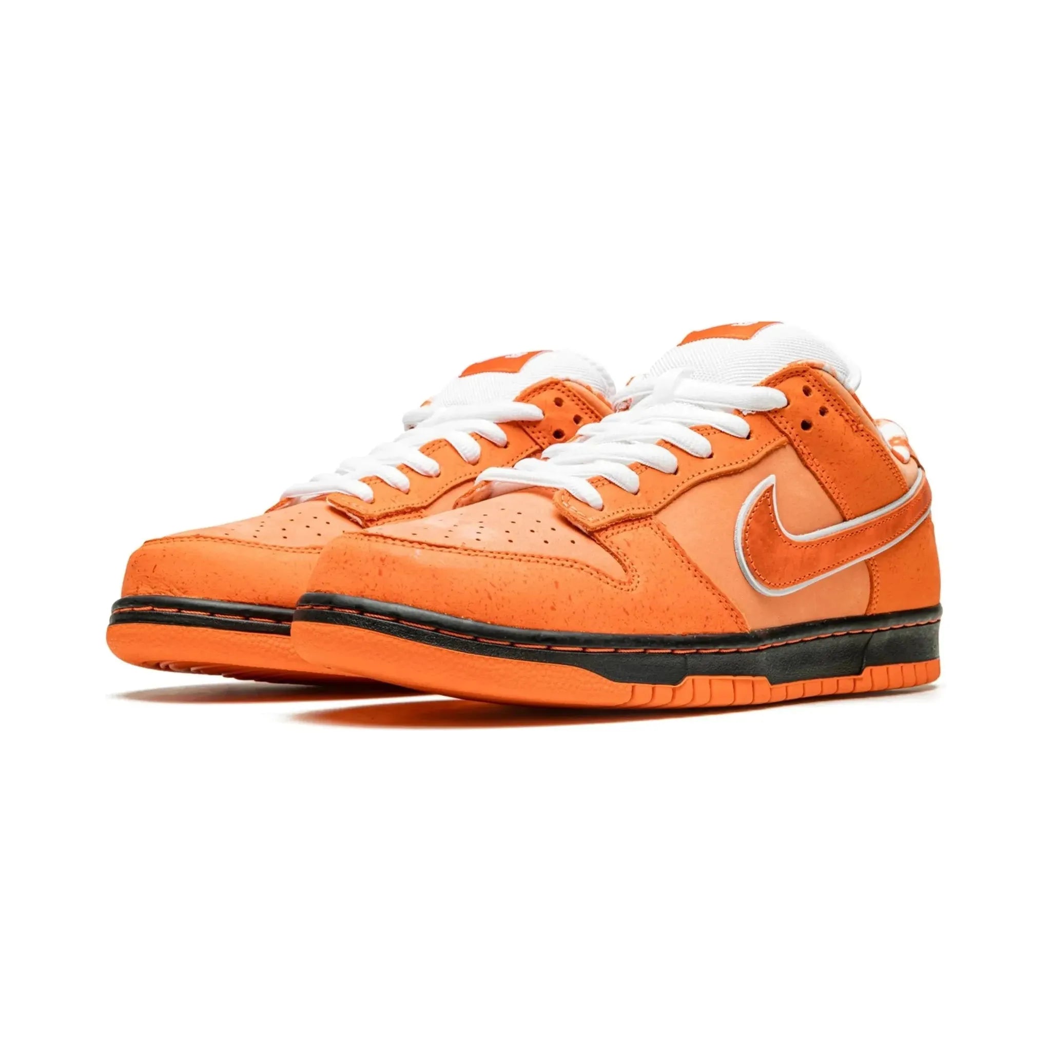 Nike SB Dunk Low “Orange Lobster”