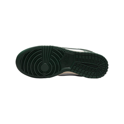 Nike Dunk Low “Vintage Green” (W)