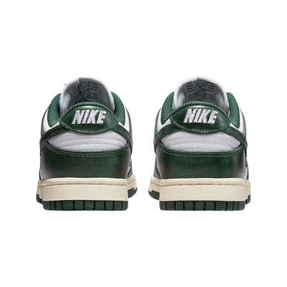 Nike Dunk Low “Vintage Green” (back)